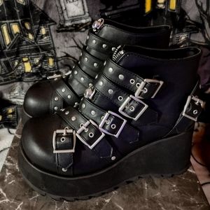 Demonia buckle straps boots gothic